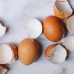 do roses like eggshells